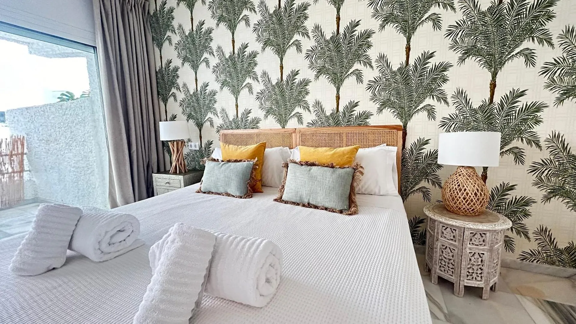 Marbella Center New And Luxurious Apartment On The Beach 627